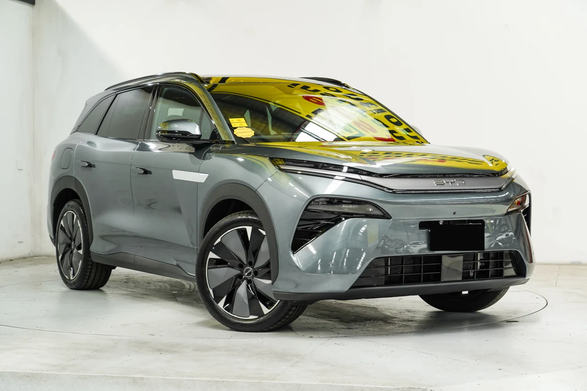 2026 BYD Sealion 8