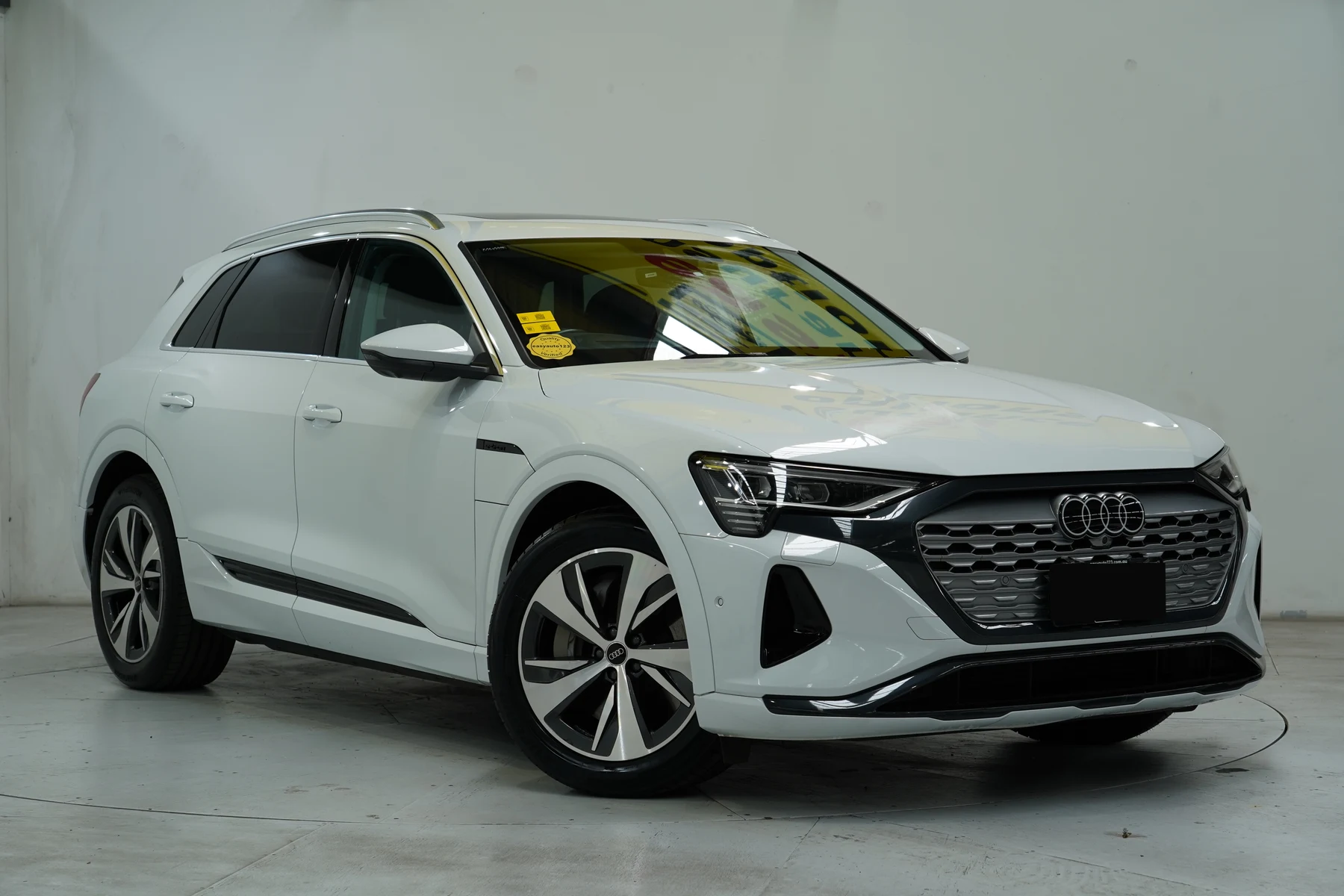 2024 Audi Q8 e-tron